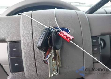 2004 Ford F-150 Fx4/Lariat/Xlt from USA, damaged, VIN 1FTPW14574KA34178